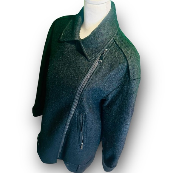 Vince Camuto Black Wool-Blend Moto Style Asymmetric Zip-Up Coat Size Medium - Picture 5 of 16